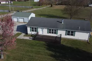 11882 Clovis Pickett Rd, Vevay, IN 47043 - Photo 2