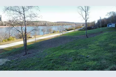 16027 North State Road 156, Patriot, IN 47038 - Photo 38