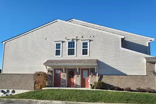 213 Westwind Ln, Lawrenceburg, IN 47025 - Photo 2