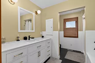 20074 Ravenda Dr, Lawrenceburg, IN 47025 - Photo 16