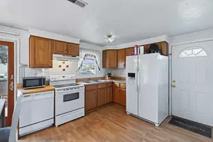 28429 Trojan Rd, Brookville, IN 47012 - Photo 10