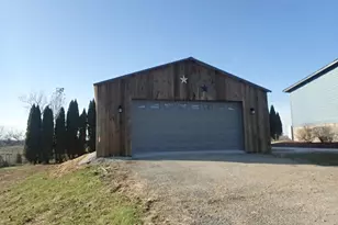 6911 N Graham Rd, Madison, IN 47250 - Photo 8