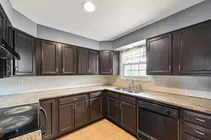 226 Maple St, Sunman, IN 47041 - Photo 16