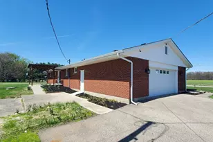 7880 E County Rd 1100 N, Sunman, IN 47041 - Photo 22