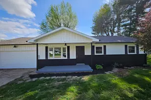 207 Ford St, Connersville, IN 47331 - Photo 2