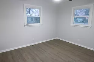 207 Ford St, Connersville, IN 47331 - Photo 16