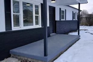 207 Ford St, Connersville, IN 47331 - Photo 6