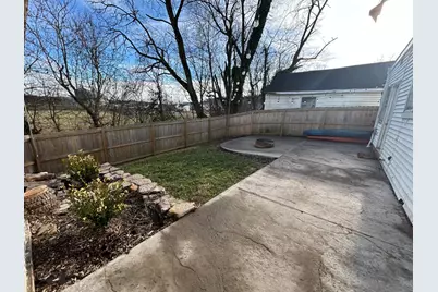 416 Manchester, Aurora, IN 47001 - Photo 4