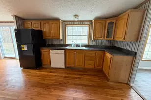 5032 Nell Lee Rd, Bennington, IN 47011 - Photo 4