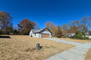 10311 Liana Dr, Dillsboro, IN 47018 - Photo 4