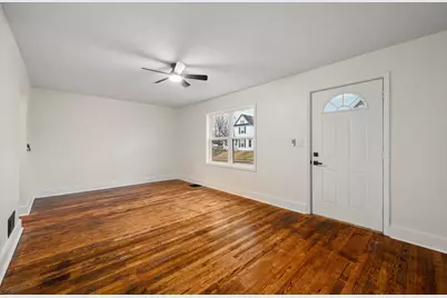 210 W 1st Street, Greensburg, IN 47240 - Photo 2