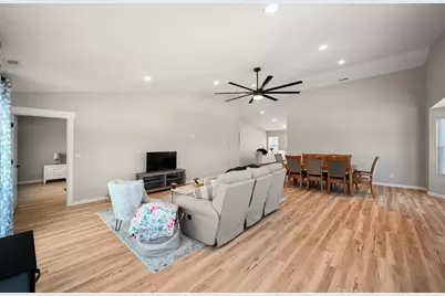 1530 Nowlin Avenue #202, Lawrenceburg, IN 47025 - Photo 4