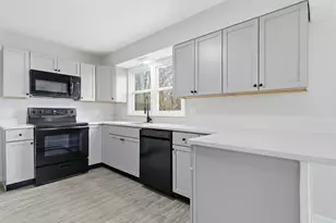 22 W Contreras, Liberty, IN 47353 - Photo 8