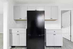 22 W Contreras, Liberty, IN 47353 - Photo 12