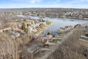 1448 Cliftmont Cir, Lawrenceburg, IN 47025 - Photo 2