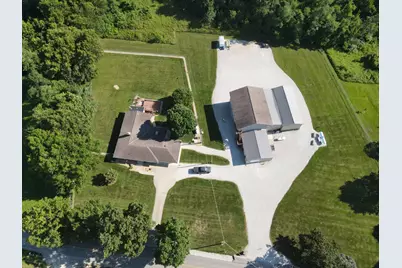 11285 Chesterville, Moores Hill, IN 47032 - Photo 2