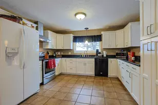 438 Cresthaven Dr, Lawrenceburg, IN 47025 - Photo 10