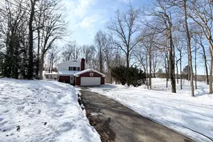 390 N Golf Manor Rd, Connersville, IN 47331 - Photo 4