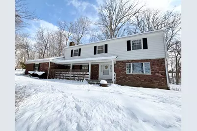 390 N Golf Manor Road, Connersville, IN 47331 - Photo 2