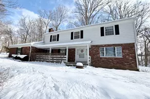 390 N Golf Manor Rd, Connersville, IN 47331 - Photo 2