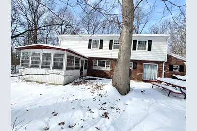 390 N Golf Manor Road, Connersville, IN 47331 - Photo 6
