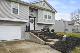 21051 Sunnyridge Dr, Lawrenceburg, IN 47025 - Photo 2