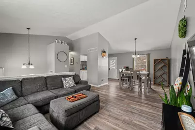 21051 Sunnyridge Drive, Lawrenceburg, IN 47025 - Photo 4