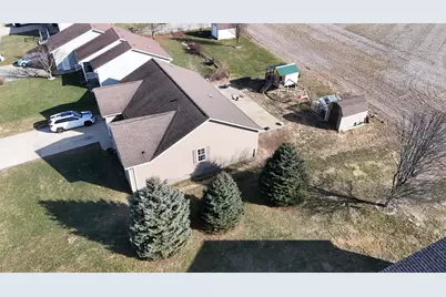 1679 W Democracy Street, Greensburg, IN 47240 - Photo 6