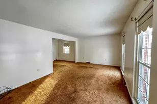 585 Cedar Ln, Batesville, IN 47006 - Photo 8