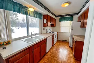 585 Cedar Ln, Batesville, IN 47006 - Photo 4