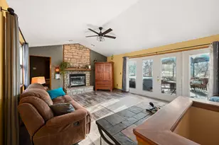 827 Walnut Ridge Trail, Lawrenceburg, IN 47025 - Photo 4