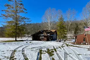 6033 Siemon Rd, Batesville, IN 47006 - Photo 2