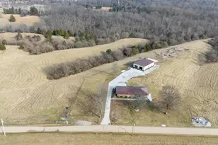 17404 Church Rd, Lawrenceburg, IN 47025 - Photo 4