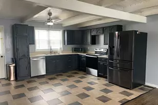 1350 S Ruth St, Rushville, IN 46173 - Photo 10