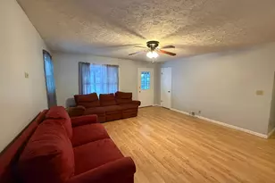 141 W 4th St, Greensburg, IN 47240 - Photo 2