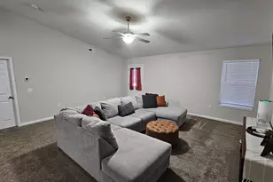 558 Chippewa Ct, Milan, IN 47031 - Photo 6