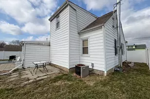 711 Central Ave, Batesville, IN 47006 - Photo 6