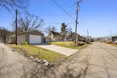 307 S Railroad Avenue, Aurora, IN 47001 - Photo 20