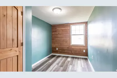 25057 US Highway 52, Laurel, IN 47024 - Photo 16