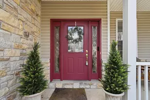 19949 Overlook Cir, Lawrenceburg, IN 47025 - Photo 4