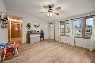 108 Maple St, Vevay, IN 47043 - Photo 4