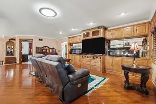 20902 Ridgecliff Ct, Lawrenceburg, IN 47025 - Photo 8