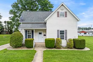 1016 Central Ave, Batesville, IN 47006 - Photo 1