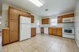 1016 Central Ave, Batesville, IN 47006 - Photo 8