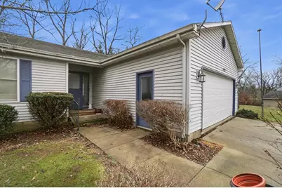 1893 Cove Circle E, Lawrenceburg, IN 47025 - Photo 4