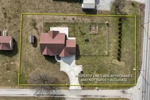 9032 E Edgewood Ln, Sunman, IN 47041 - Photo 14