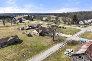 9032 E Edgewood Ln, Sunman, IN 47041 - Photo 12