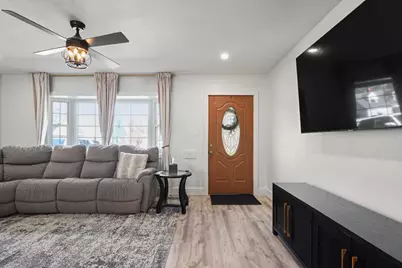 315 Diehl Drive, Lawrenceburg, IN 47025 - Photo 2