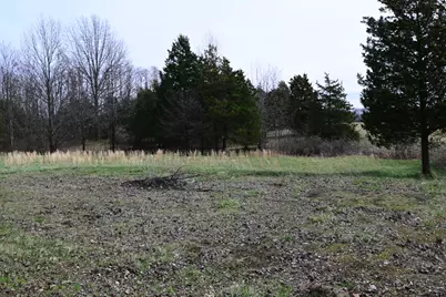 3839 S State Road 129, Versailles, IN 47042 - Photo 4