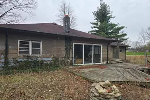 1926 Little Bear Rd, Connersville, IN 47331 - Photo 2